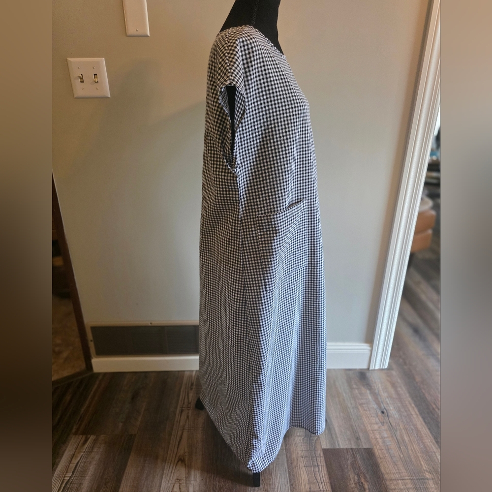Emery Rose Classic Black & White Gingham Maxi Dress - Picture 2 of 7